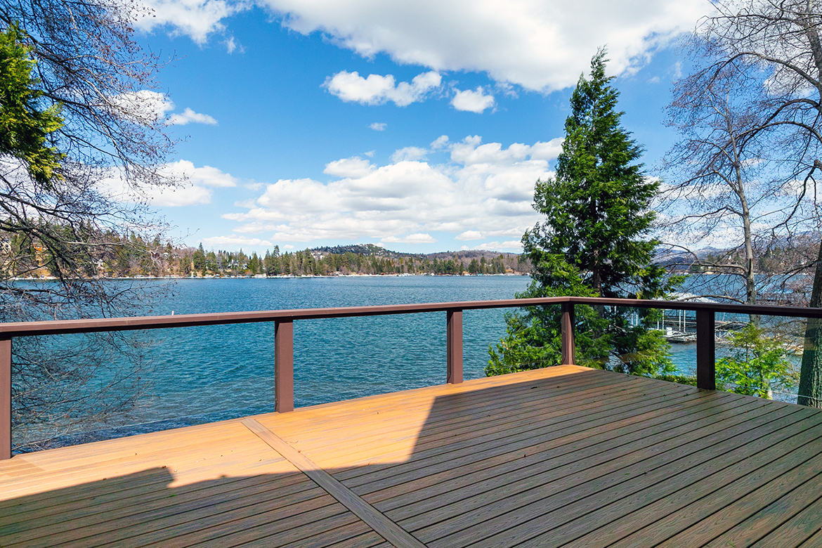 27990 N Peninsula.Deckview